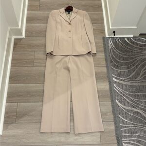Ann Taylor Petites Beige Women's Pantsuit